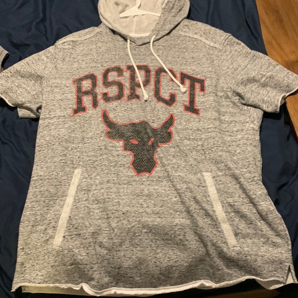 Project Rock Short Sleeve Hoodie